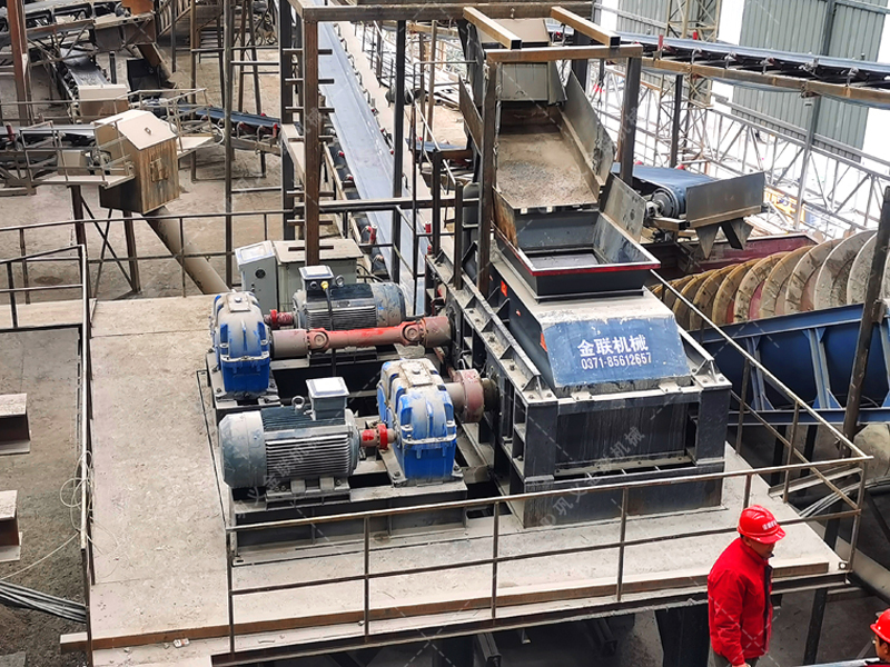 選購液壓對輥制砂機時容易被忽視的參數是什么？